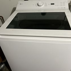 LG WASHER AND DRYER