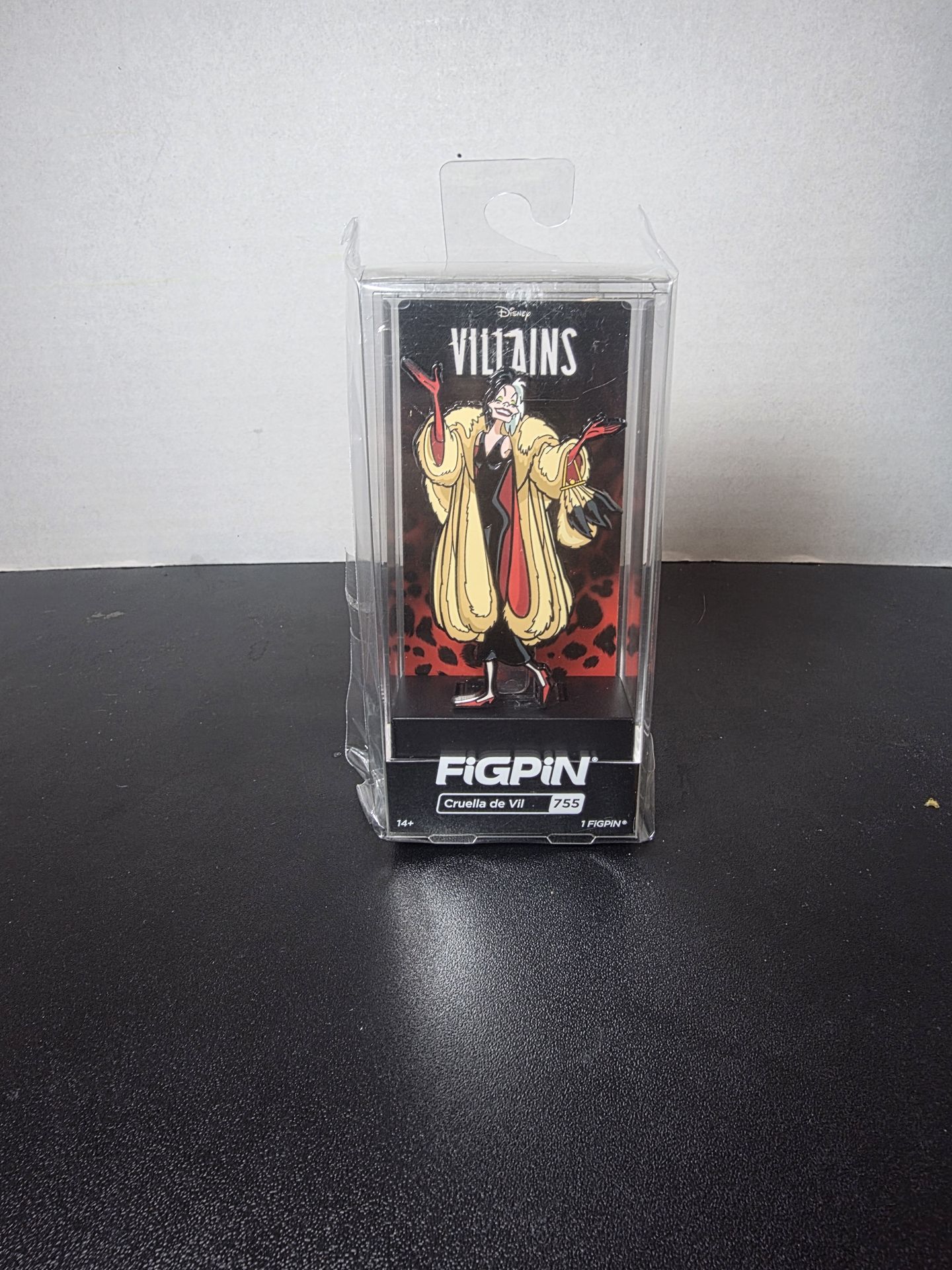 FiGPiN Disney Villains Cruella de Vil (755) Pin