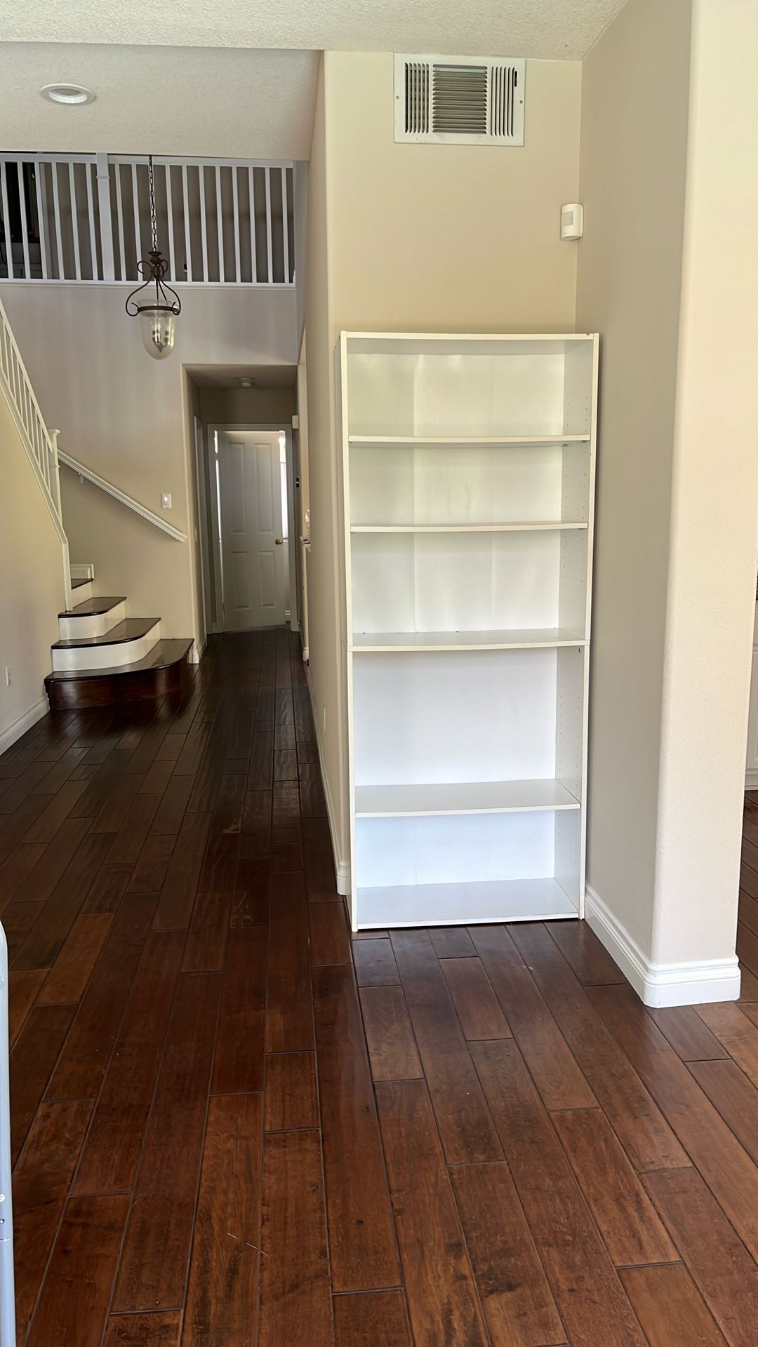 White Bookshelf 5 tier. Sturdy white bookshelf with four shelves.