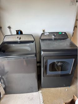 GE Washer and Dryer Set