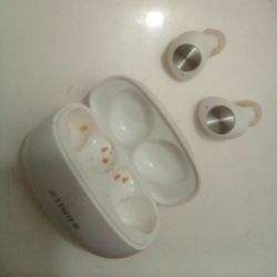 Blu Tooth Ear Phones 