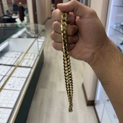 12mm 14k 22 inches 89.1 gram flat  Curb Link Chain