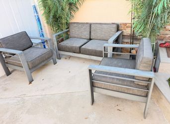 Patio set