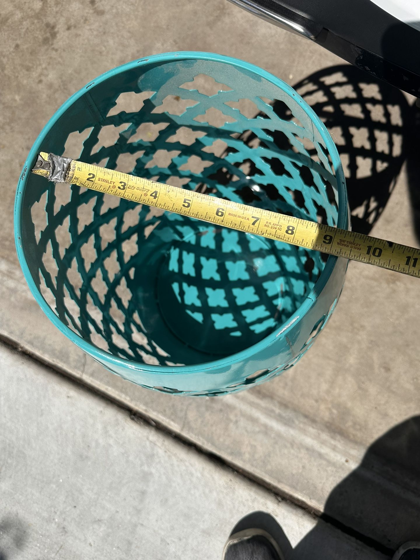 Beautiful Light Metal Canister