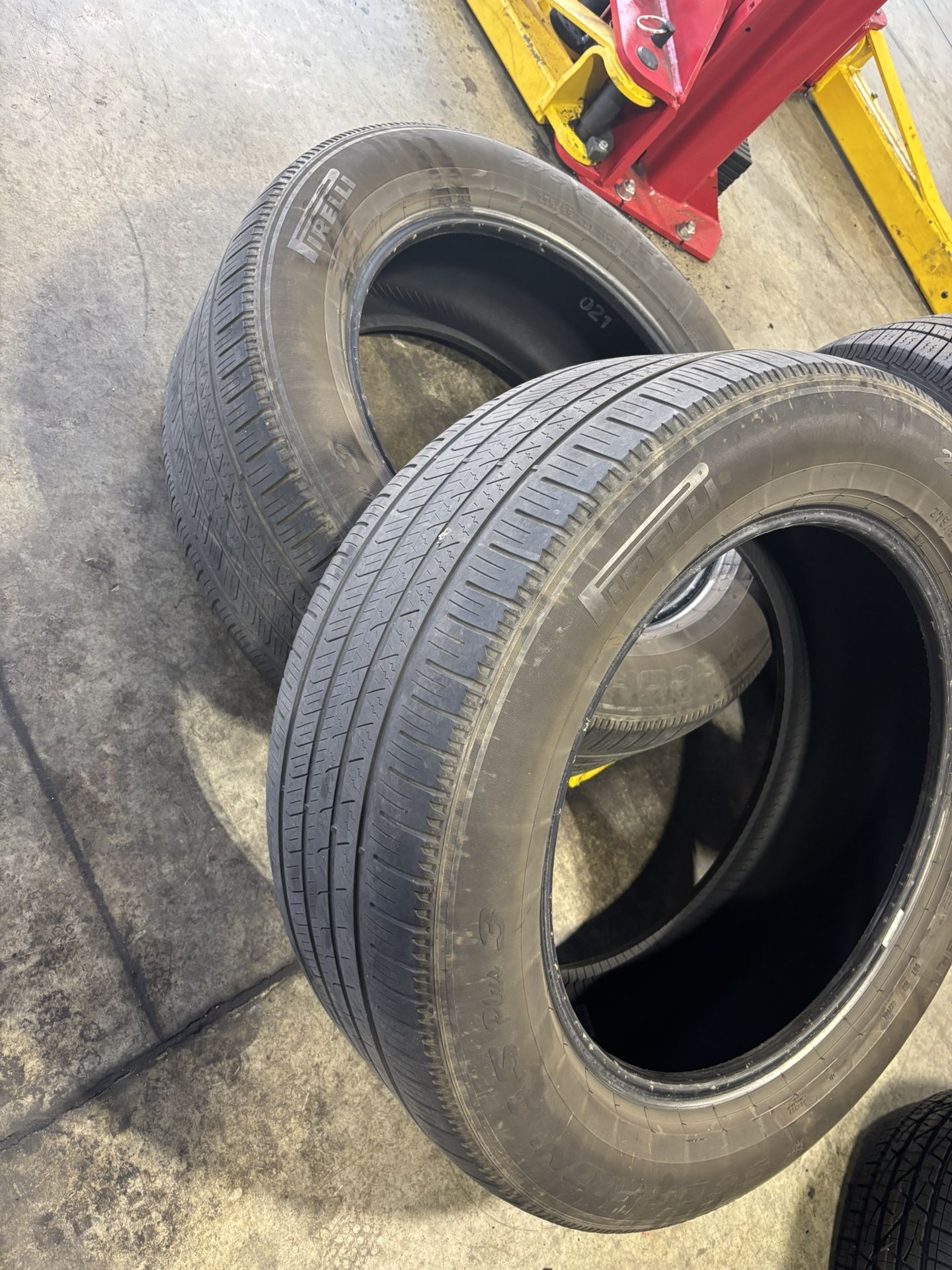 USED SET OF PIRELLI TIRES