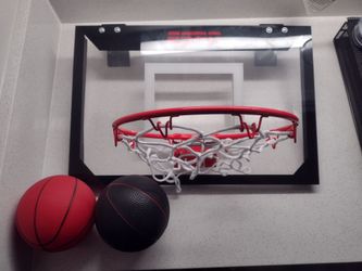 ESPN door basketball hoop with balls