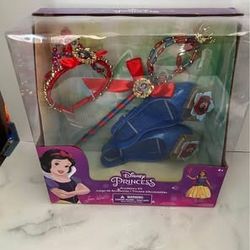 new sealed disneys snow white dress up set ages 4&Up