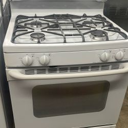 GE White Gas Stove 4 Burners. Used 