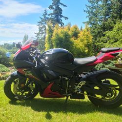 2014 Suzuki GSX-R750