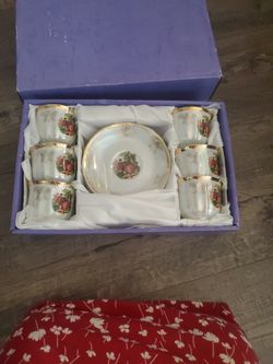 Porcelain Gift Set New