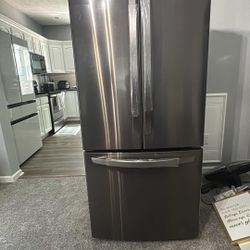  LG  Refrigerator Model Number LFCS 22520D