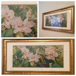 Pictures hand painted floral arrangement. Beautiful 