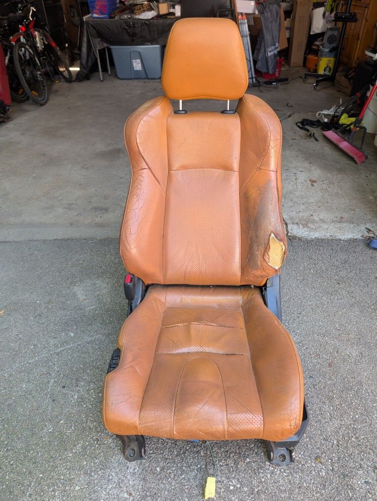 03 350z Passenger Seat
