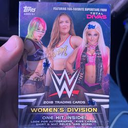 Total divas booster box 2018