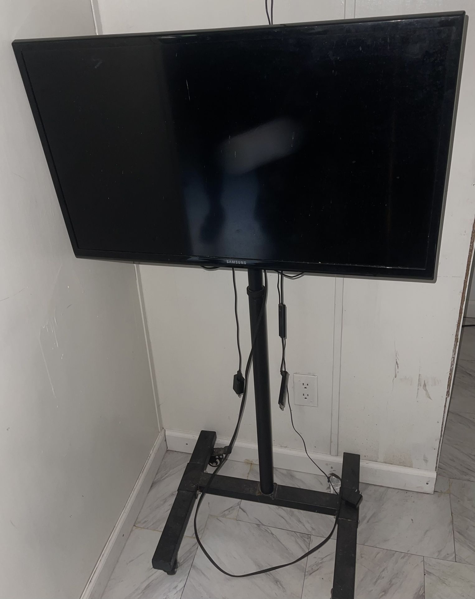 Tv On Wheels