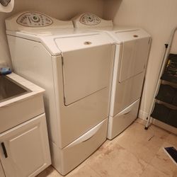 Maytag Washer And Dryer
