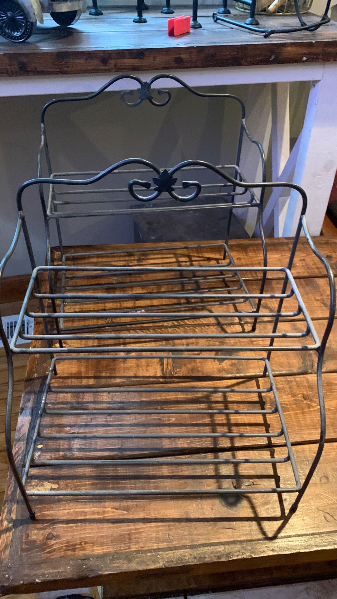 Longaberger two tier basket stand Bakers Rack