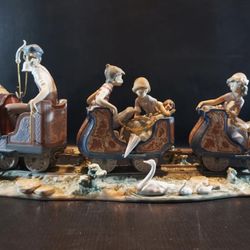 Huge LLadro Circus Train Made 1987 #1517 RETIRED At The Fair .