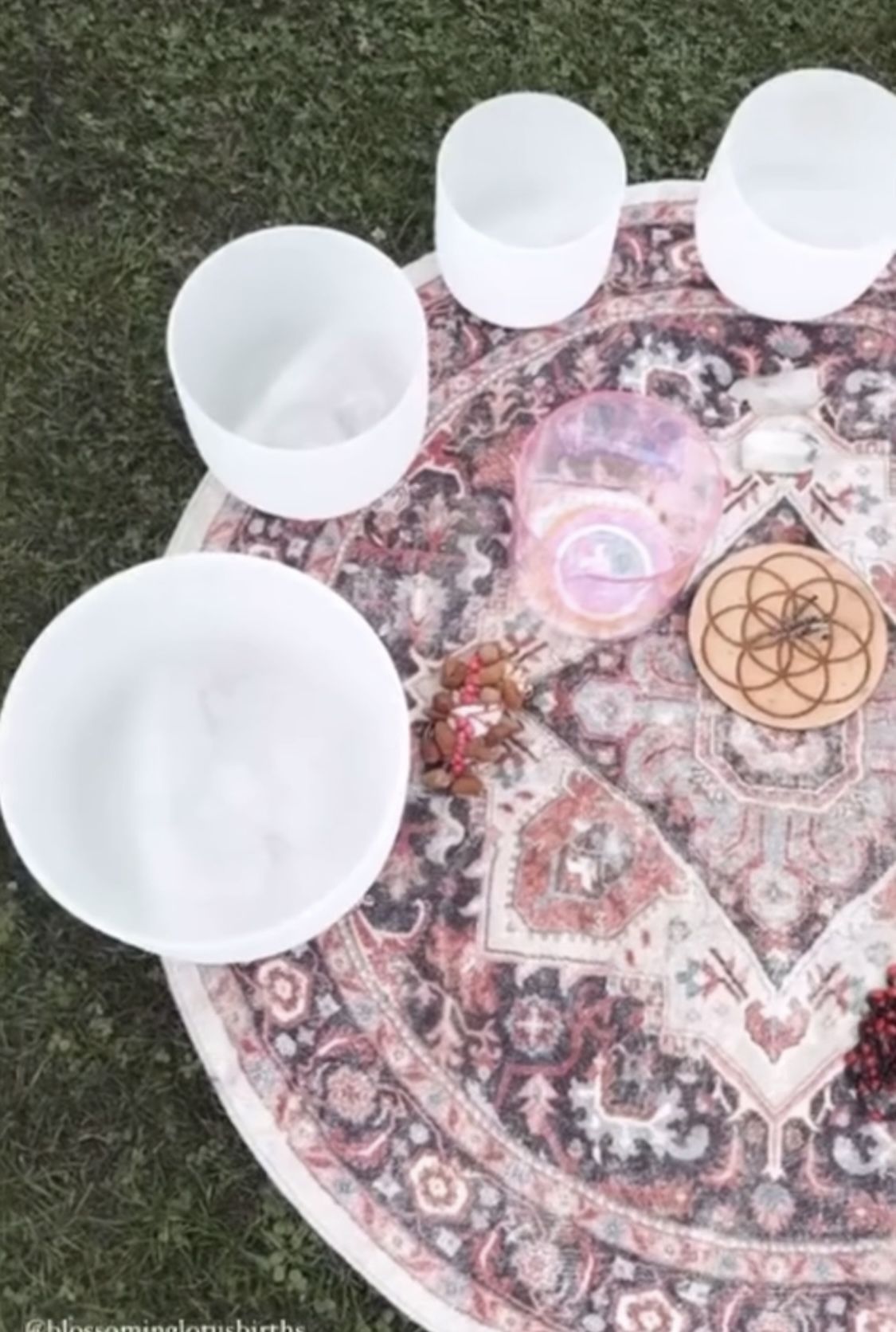 Set Of 7 Singing sound bowls