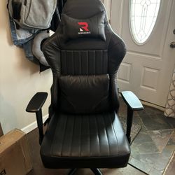 Gaming/Desk Chair with Massaging Back pillow 