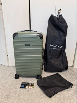 “Check in Closet” Solgaard Suitcase
