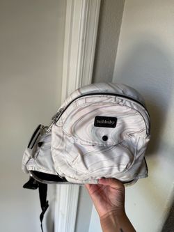 Tush baby carrier