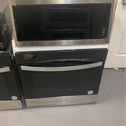 Whirlpool Combo Microwave & Single Oven 30”inch 