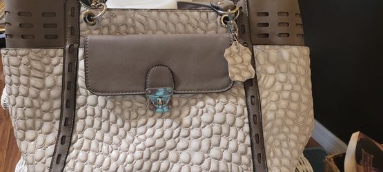 Brand new never used purse. 