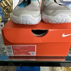 Nike Flex Runner 2 PSV  Size 1y