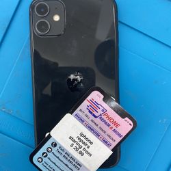 I Phone 11 64 Gb Unlocked  30 days Warranty 