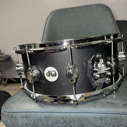 DW  Metal Snare
