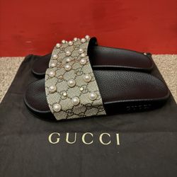 Gucci Slides Size 7