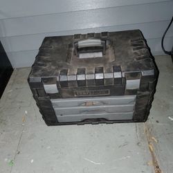 CRAFTSMAN - TOOL - BOX