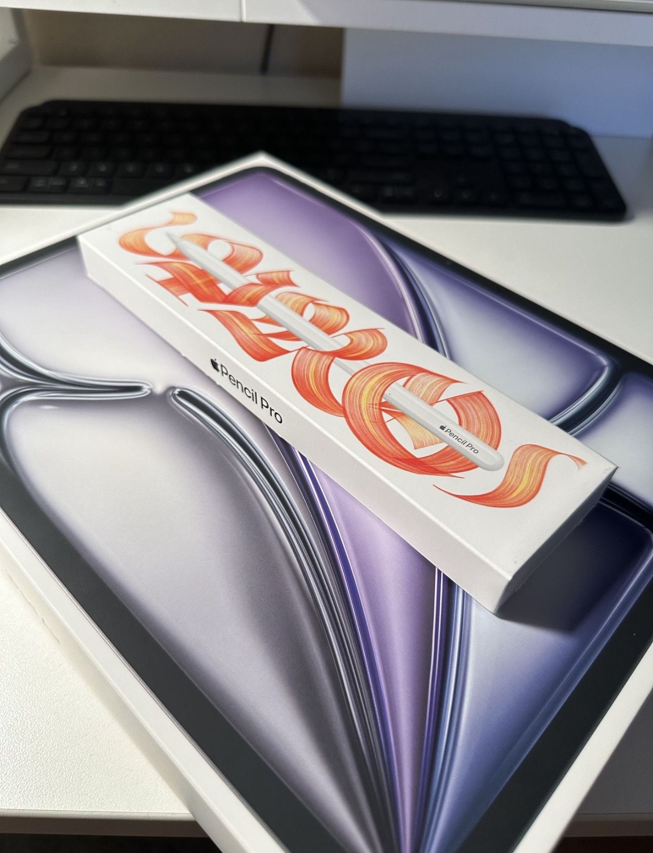 Apple Air 13” M3 128GB With Magic Pencil Pro