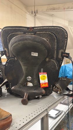 Horse saddle