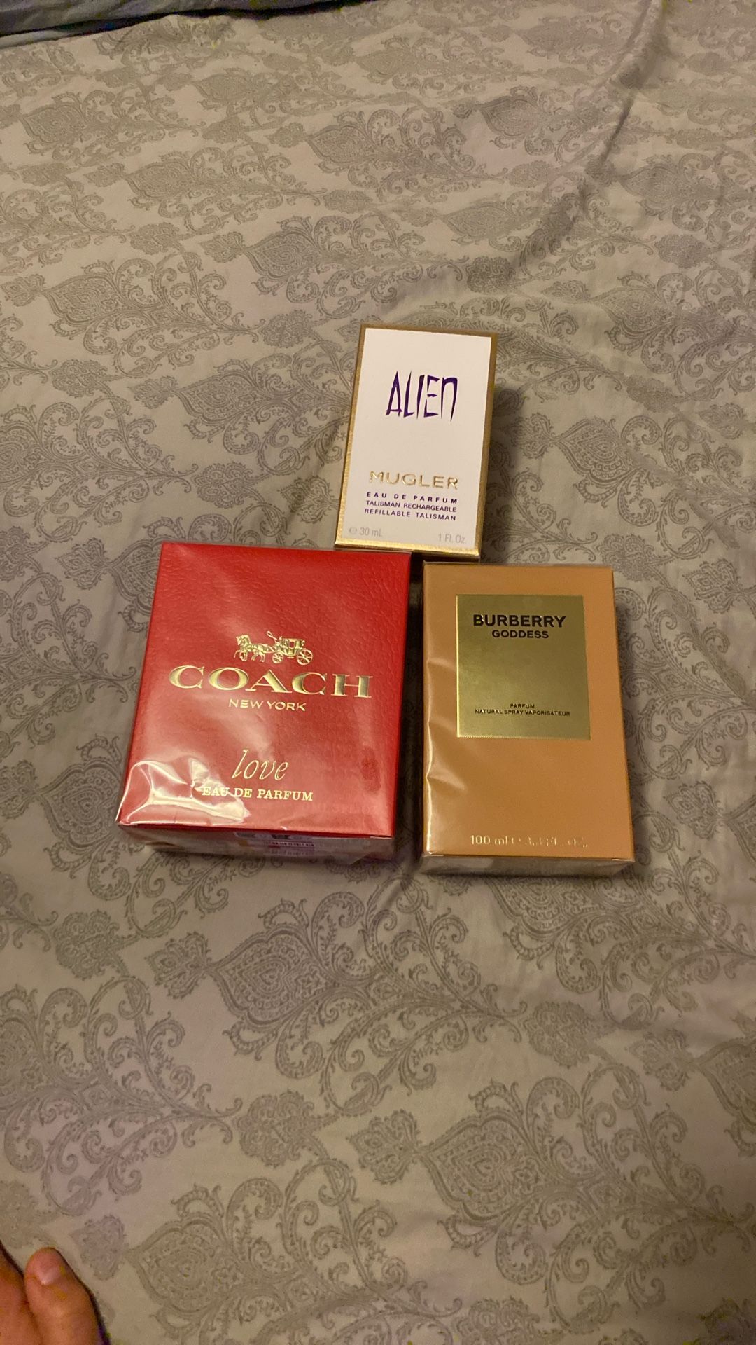 Cologne And Perfume 