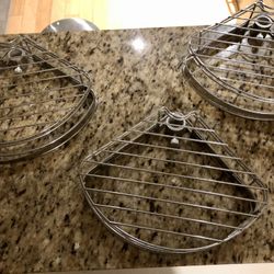 Extra shelves for shower pole caddy