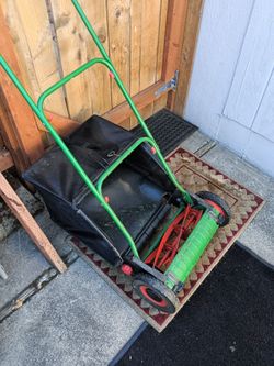 Mechanical lawnmower $25