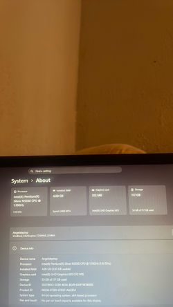 ASUS vivobook LapTop