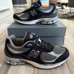 Men's New Balance 2002R Sneakers Shoes - Black Grey - Size 8, 8.5, 10, 11.5