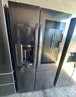LG Side by Side Stainless Fridge Ice & Water
