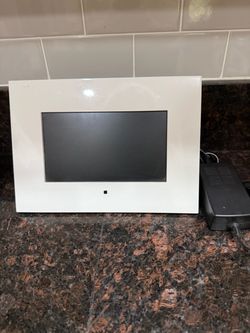 Digital Picture Frame