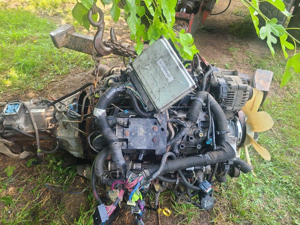 2003 6.0 Chevy Motor. SOLD