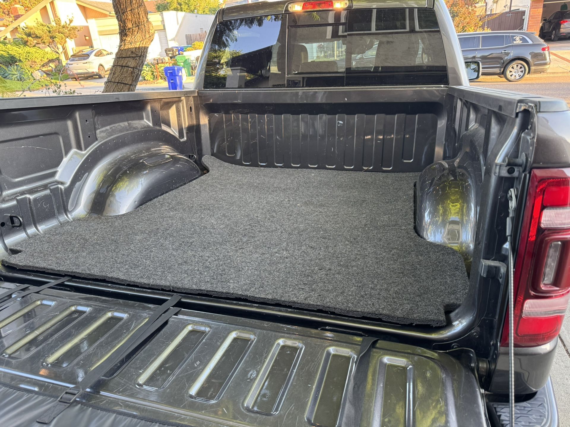 Bedrug Classic Bed Mat | Fits 2019 - 2024 Ram (New Body Style) 5'7" Bed (Models w/ Spray-In Or No Bed Liner), Charcoal Grey | BMT19CCS