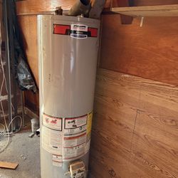 American Proline Water Heater (2021 - Still Under Warranty!)