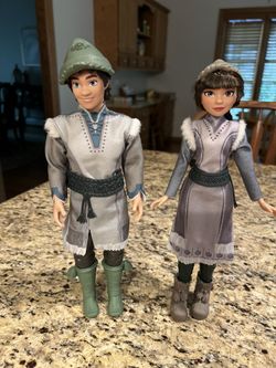 Frozen 2 Dolls