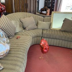 Havertys sectional 