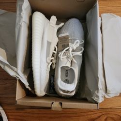 Yeezy boost 350 v2 size deals 11
