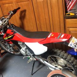 2003 Crf 230f Street Legal Dirt Bike One Owner