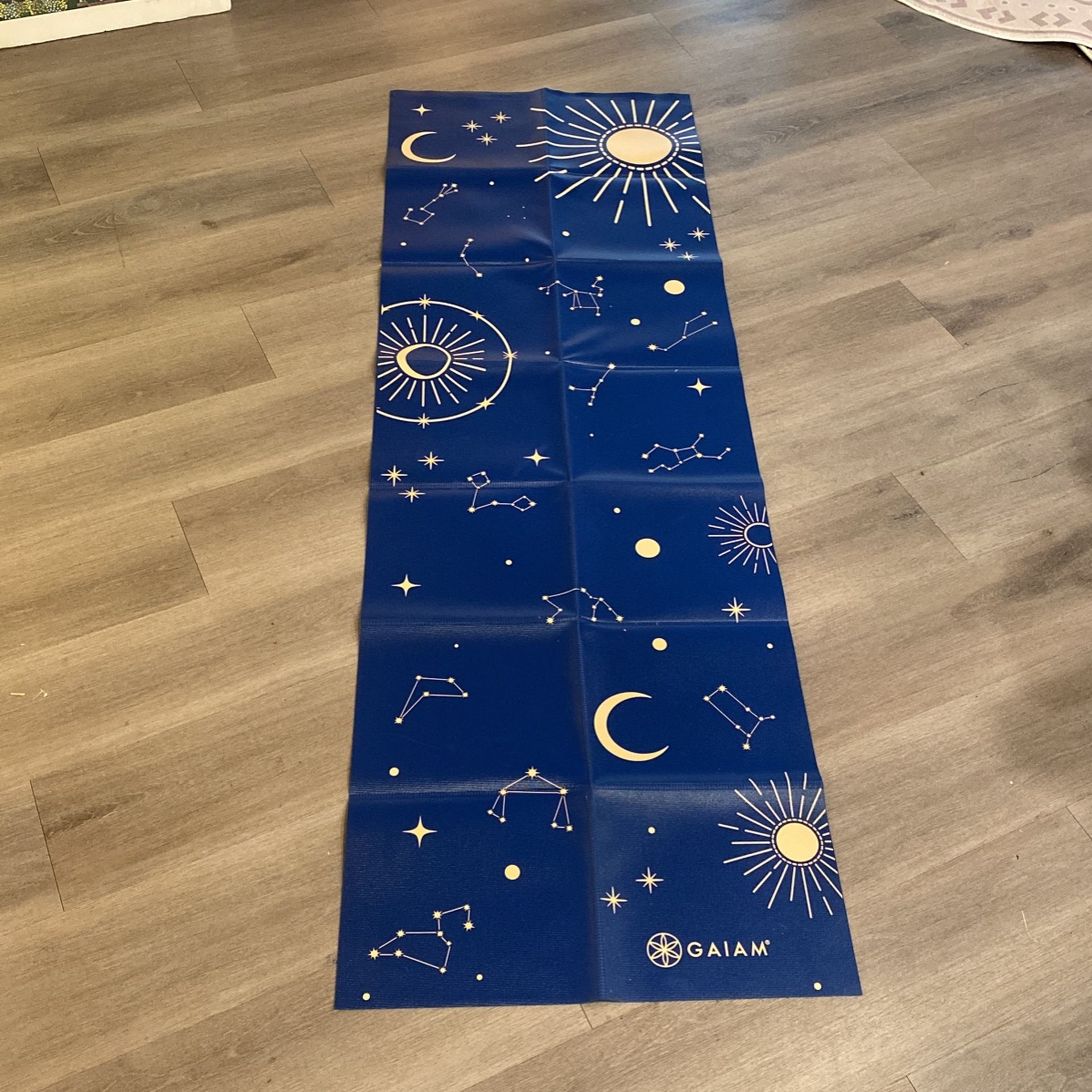 Beautiful Compact, Celestial Gaiam Yoga Mat